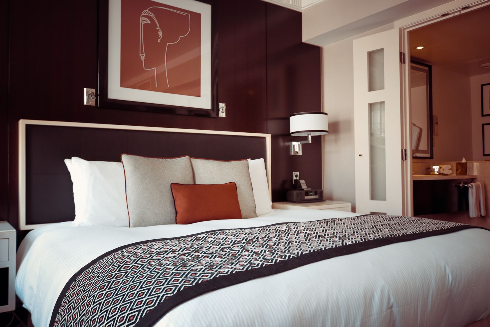 Neatly prepared bedroom ready for a short-term rental guest